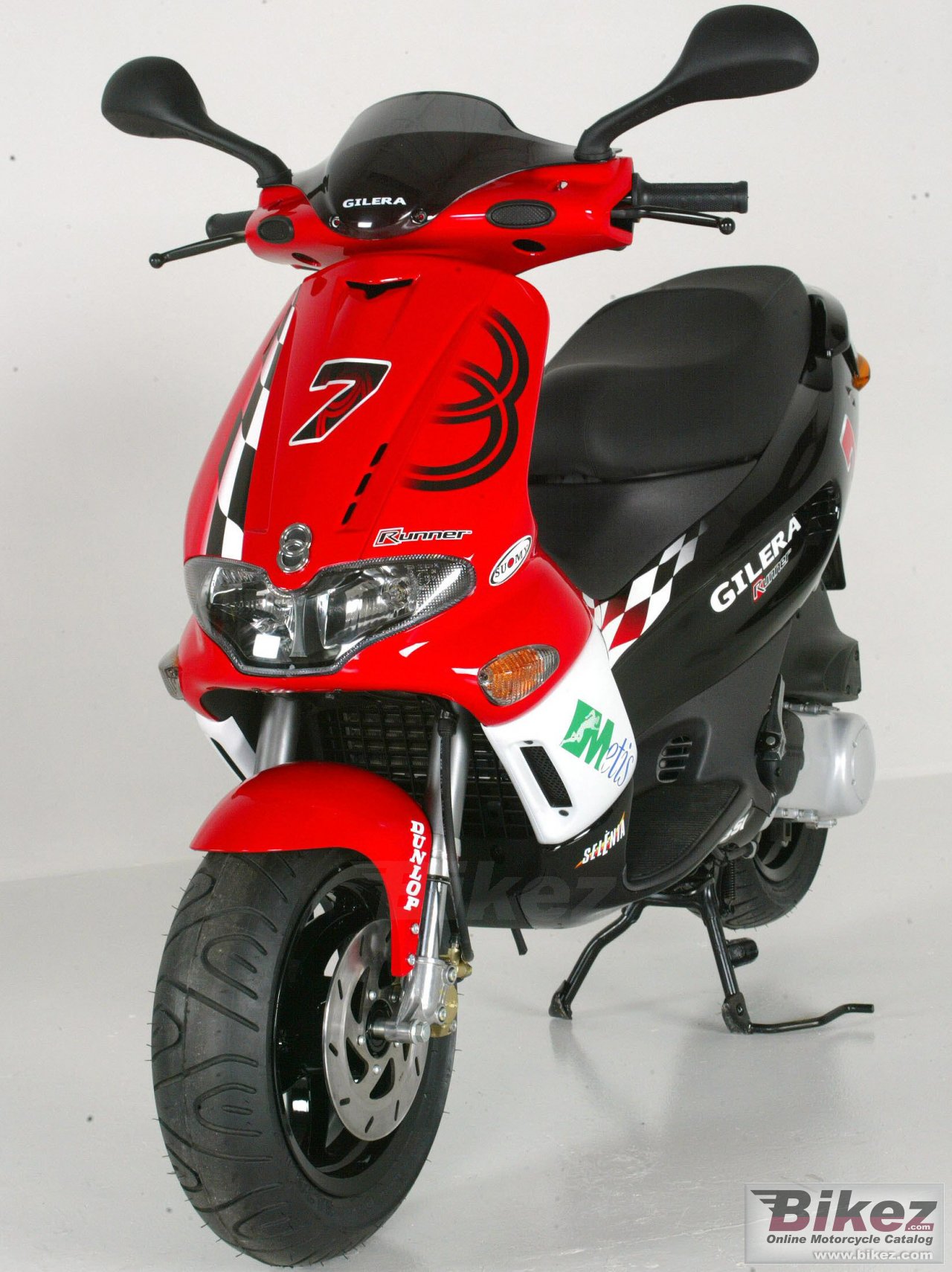 Big Gilera 50 runner racing replica picture and wallpaper from Bikez.com